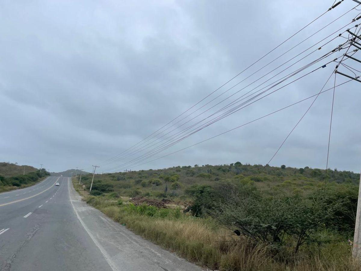Vendo Terreno Frente Al Mar Entre Ayangue y Manglaralto Vista Islote El Pelado. Frente Playa 880 m — imagen 7