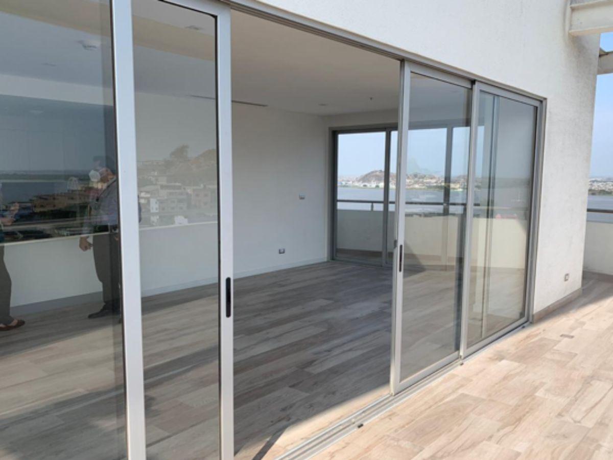 Departamento en Venta en Puerto Santa Ana Lofts, Guayaquil. Guayas — imagen 3