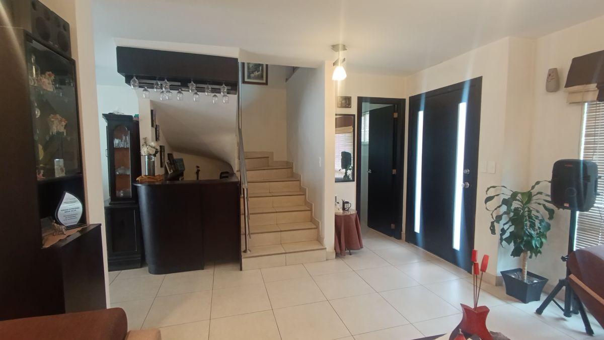 Casa en Venta en Sector San Gabriel, 3 Dorm., Patio, Conjunto con Piscina — imagen 8