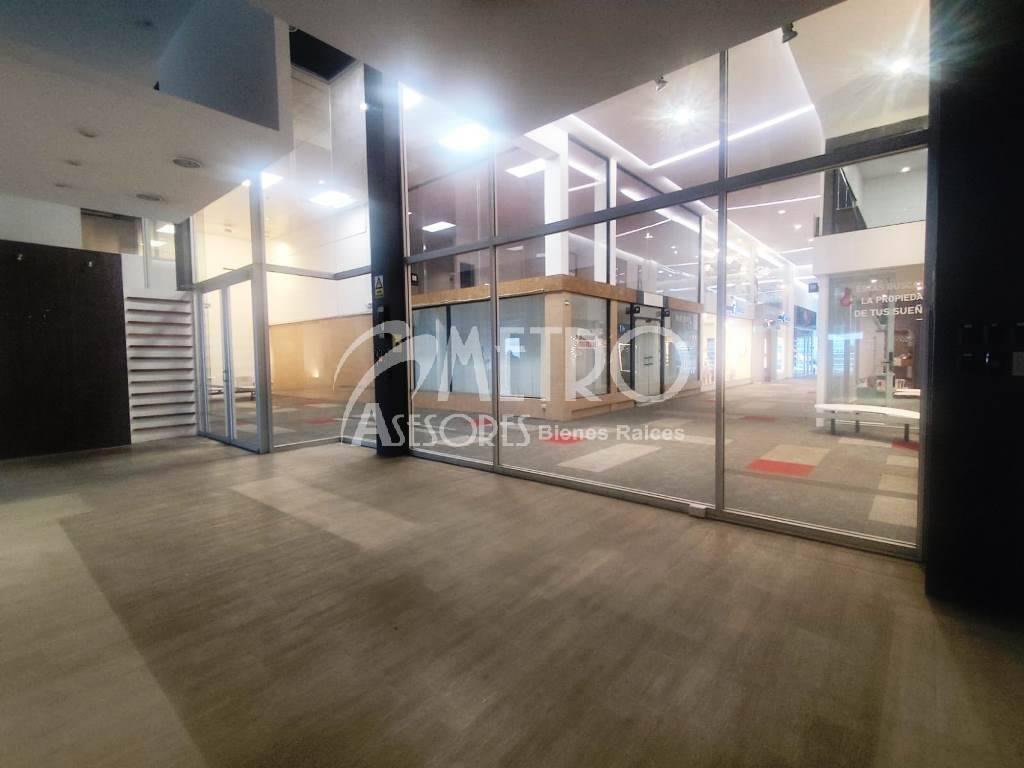 Local Comercial en Venta de 318 m C. C. Dicentro Sector El Bosque — imagen 3