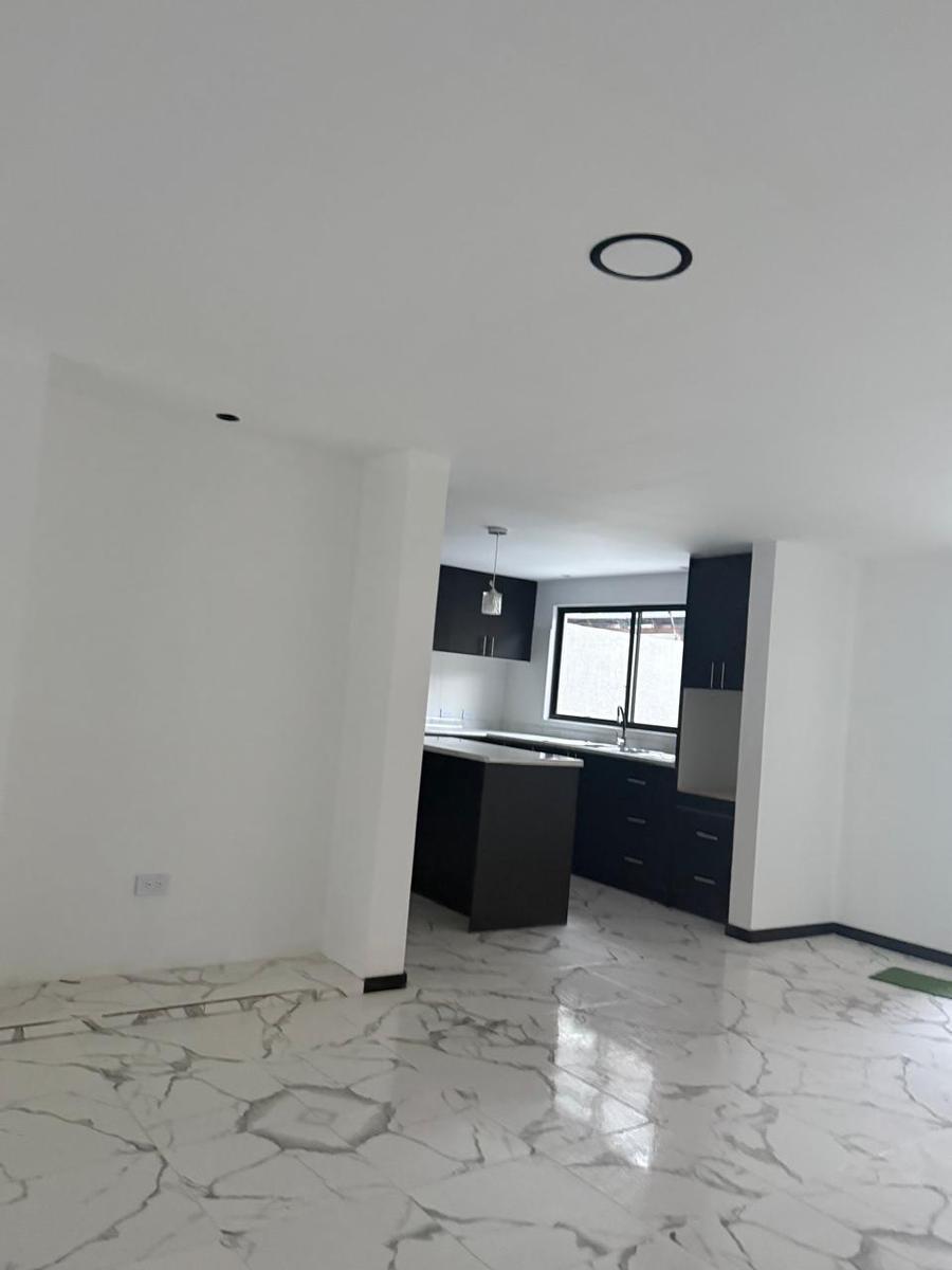 Hermosa Casa Urbanización El Manantial — imagen 8