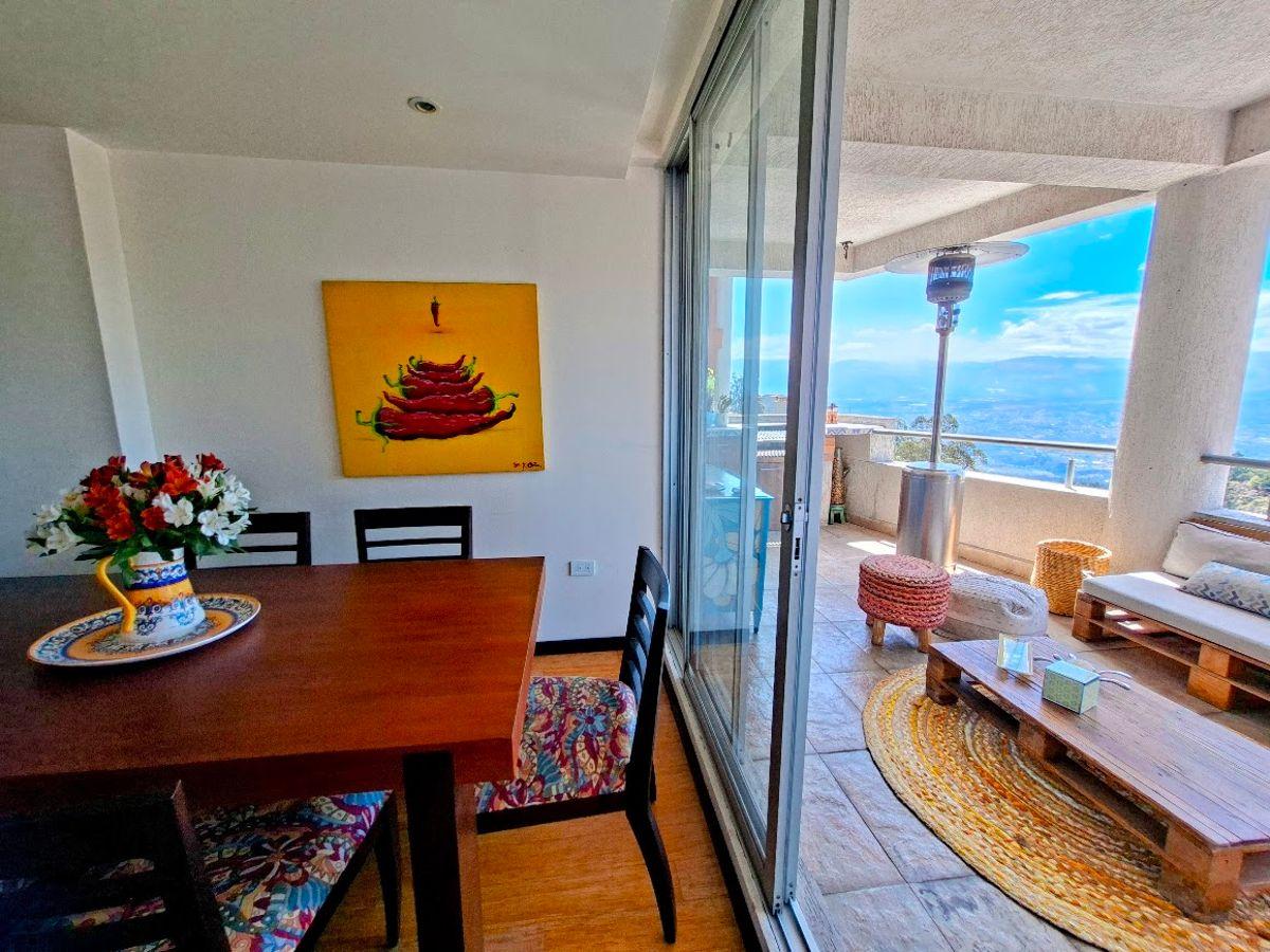 Venta de Departamento con Vista Panorámica 2 Habitaciones Monteserrin — imagen 7