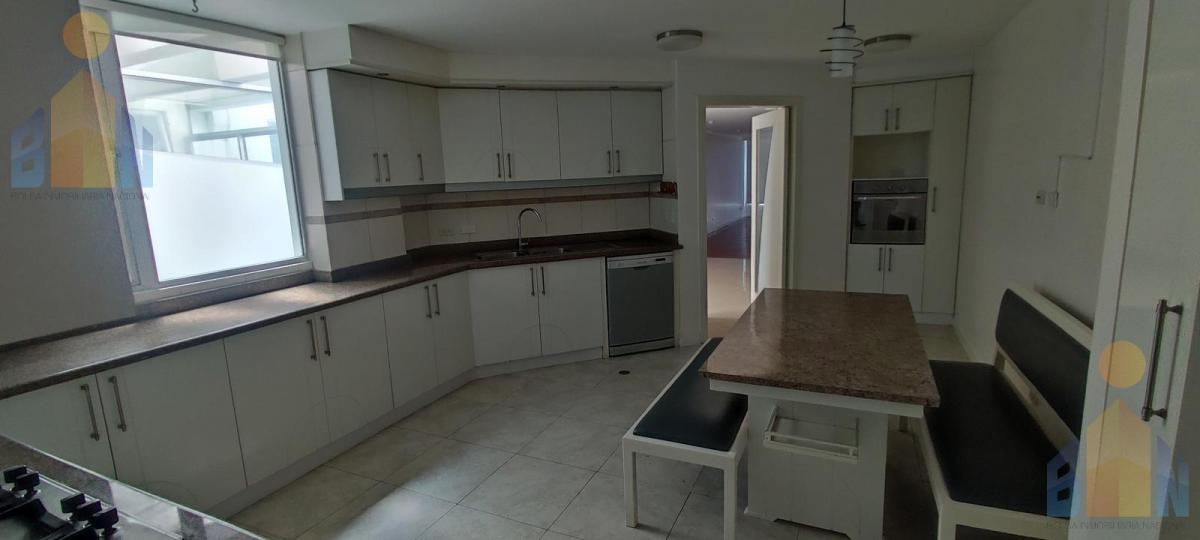 Rento 3 Habitaciones,3 Baños Sierra del Moral, Seguridad — imagen 6