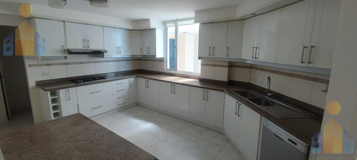 Rento 3 Habitaciones,3 Baños Sierra del Moral, Seguridad — imagen 5