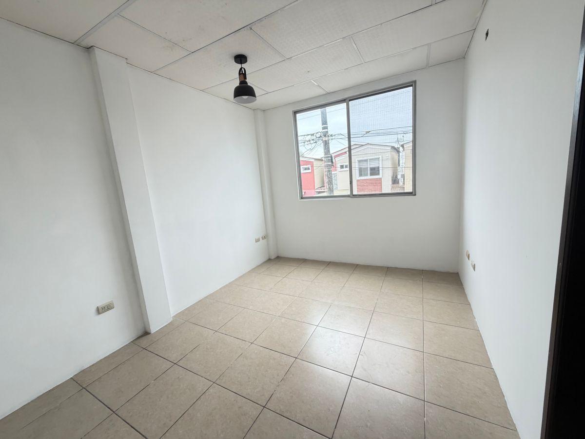 Vendo Casa Dos Plantas Villa Italia Etapa Florencia, Guayas — imagen 4