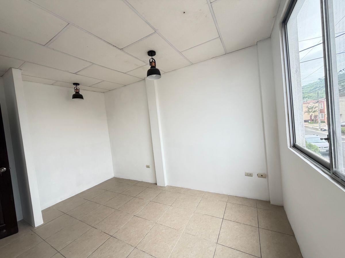 Vendo Casa Dos Plantas Villa Italia Etapa Florencia, Guayas — imagen 3