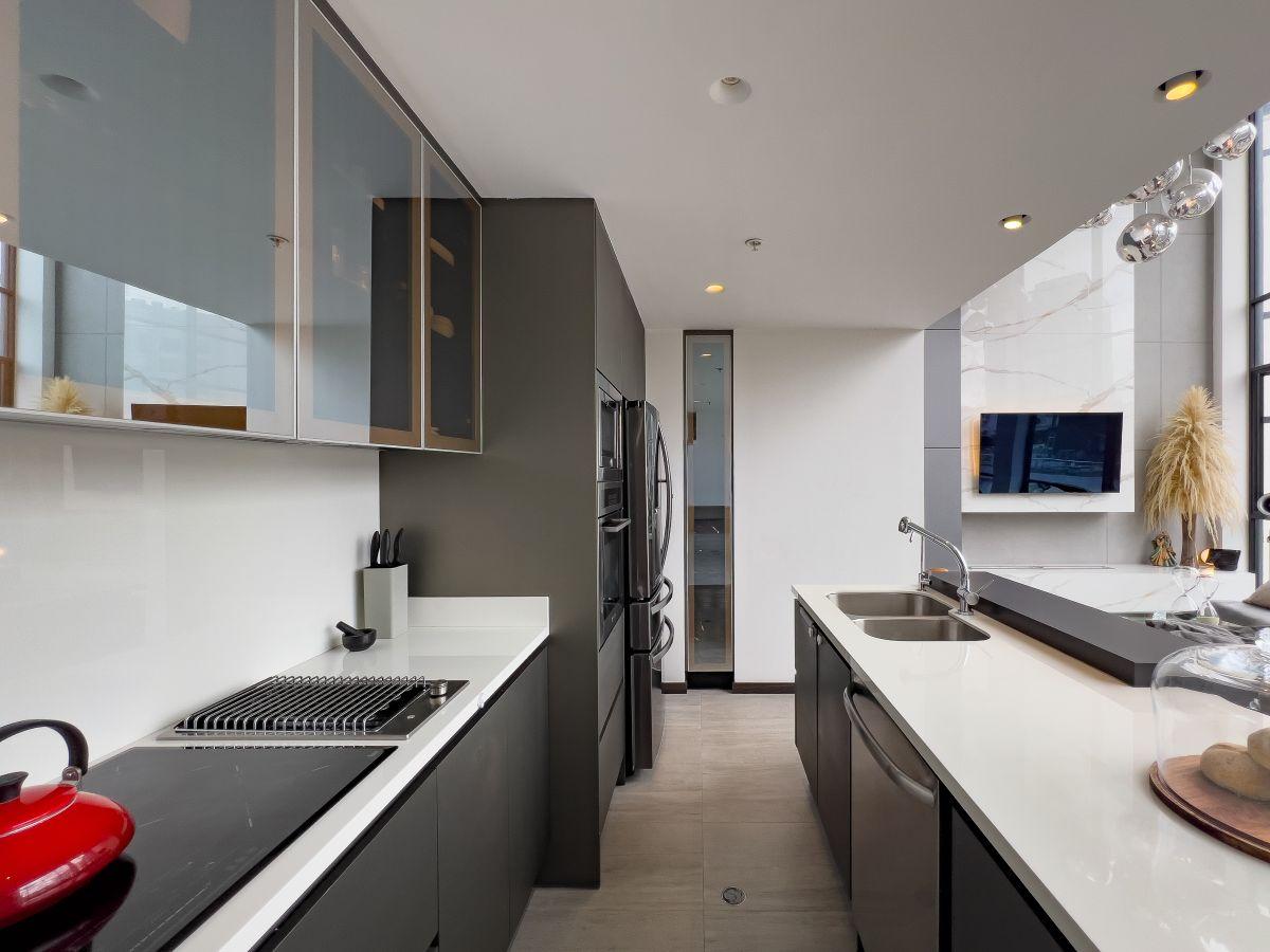 Exclusivo Departamento en Venta con Doble Altura | Piso 12 | República del Salvador — imagen 4