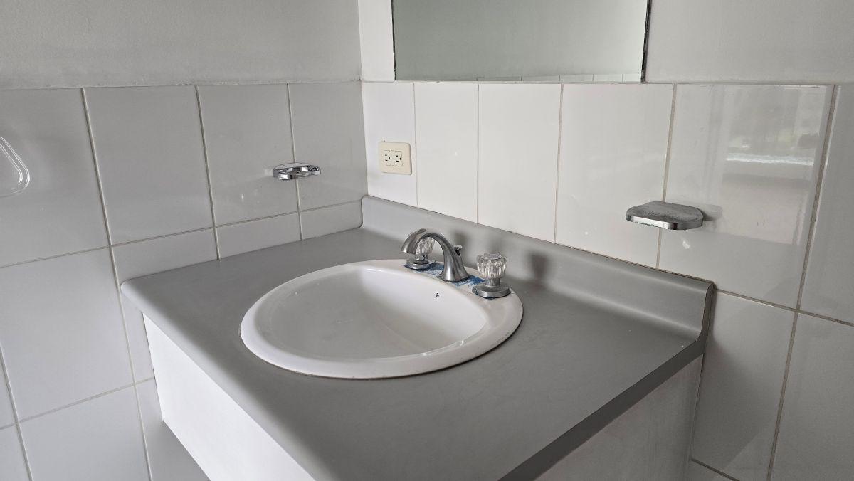 Oficina Corporativa en Renta | Piso Alto | 110 m² 12 de Octubre y G Suarez — imagen 8