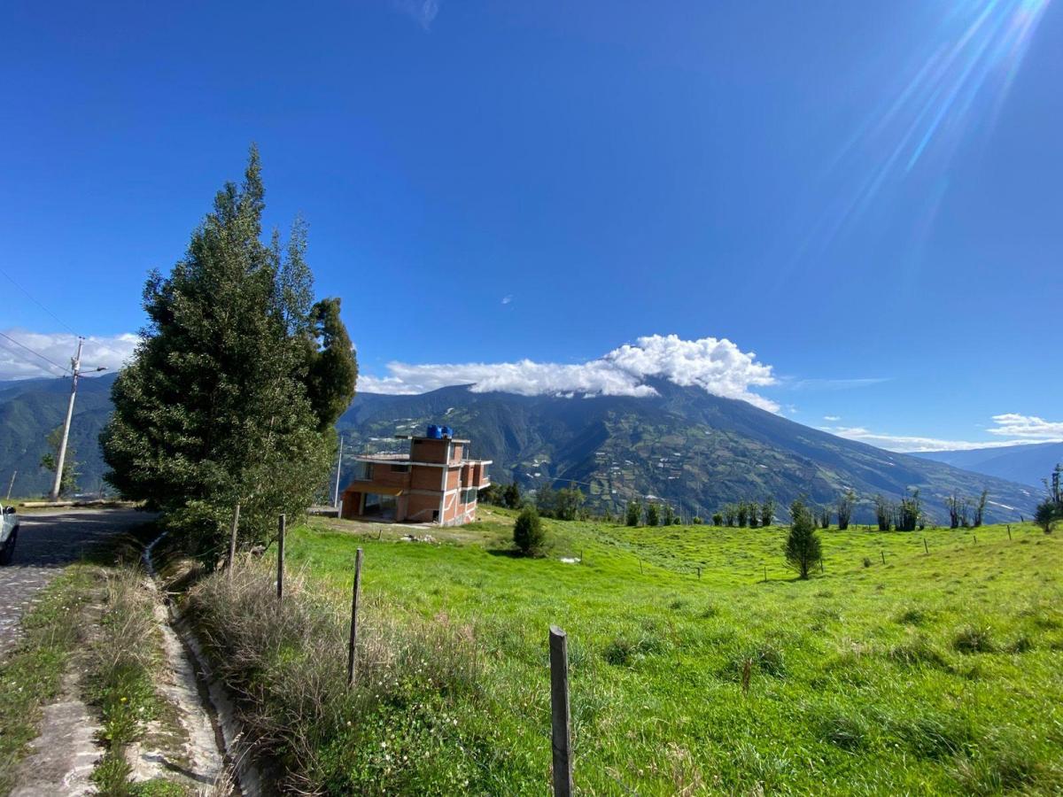 Se Vende Propiedad Amplia con Terreno de 4000 m² - Baños de Agua Santa, Tungurahua — imagen 9