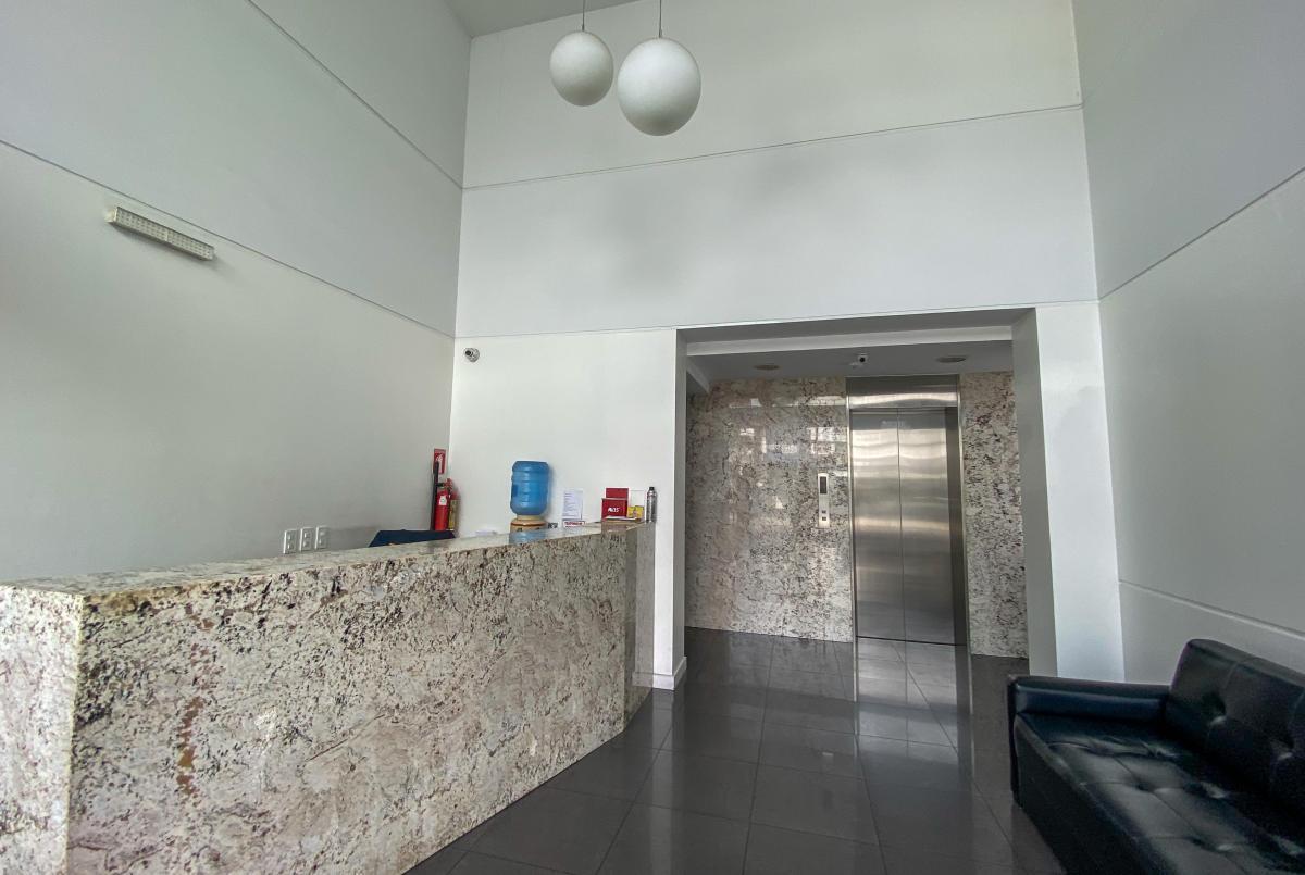 Oficina en Venta 60 m² en un Solo Ambiente, Sector La Carolina — imagen 9