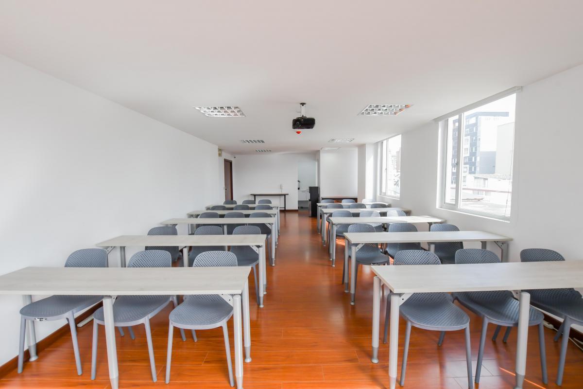 Oficina en Venta 60 m² en un Solo Ambiente, Sector La Carolina — imagen 7