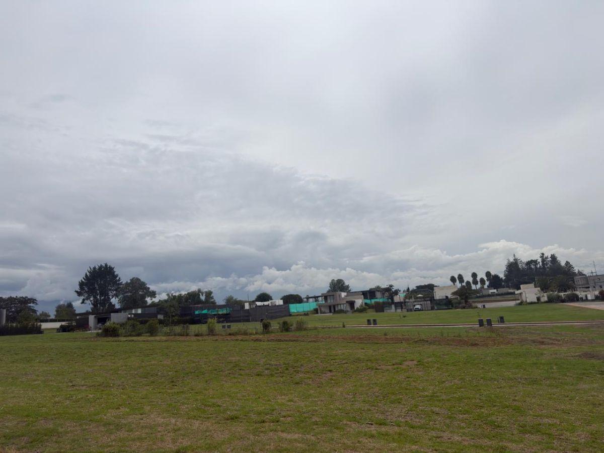 Terreno de Venta, Plano, Dentro de Urbanización Exclusiva, Puembo, Precio de Oportunidad. Provincia de Pichincha — imagen 10