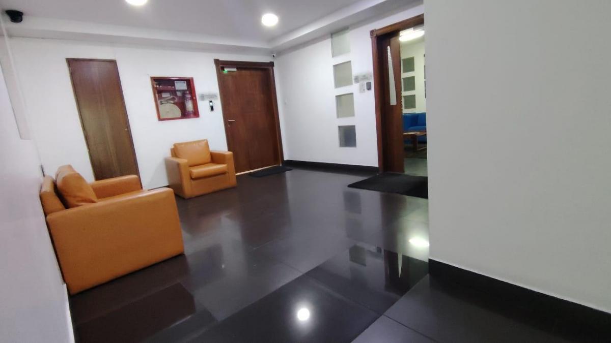 Oficina en Renta Catalina Aldaz y Eloy Alfaro Amoblada — imagen 10