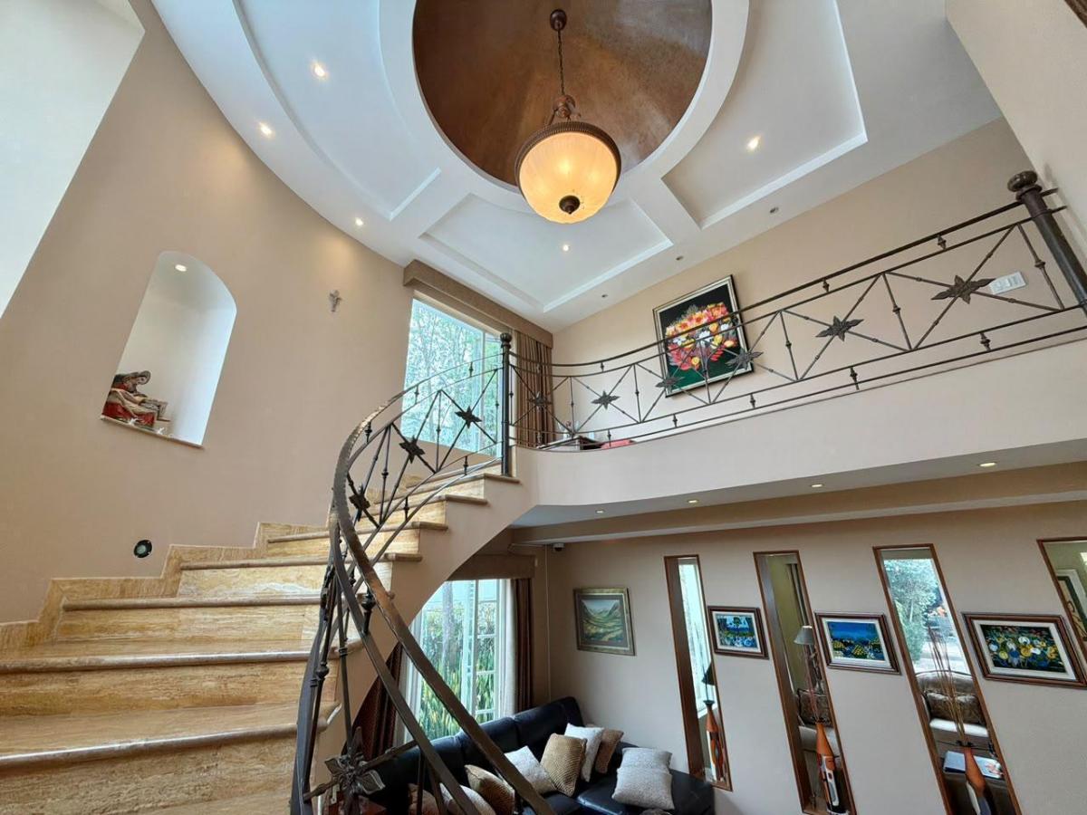 Casa de Lujo en Venta en Cumbayá — imagen 8