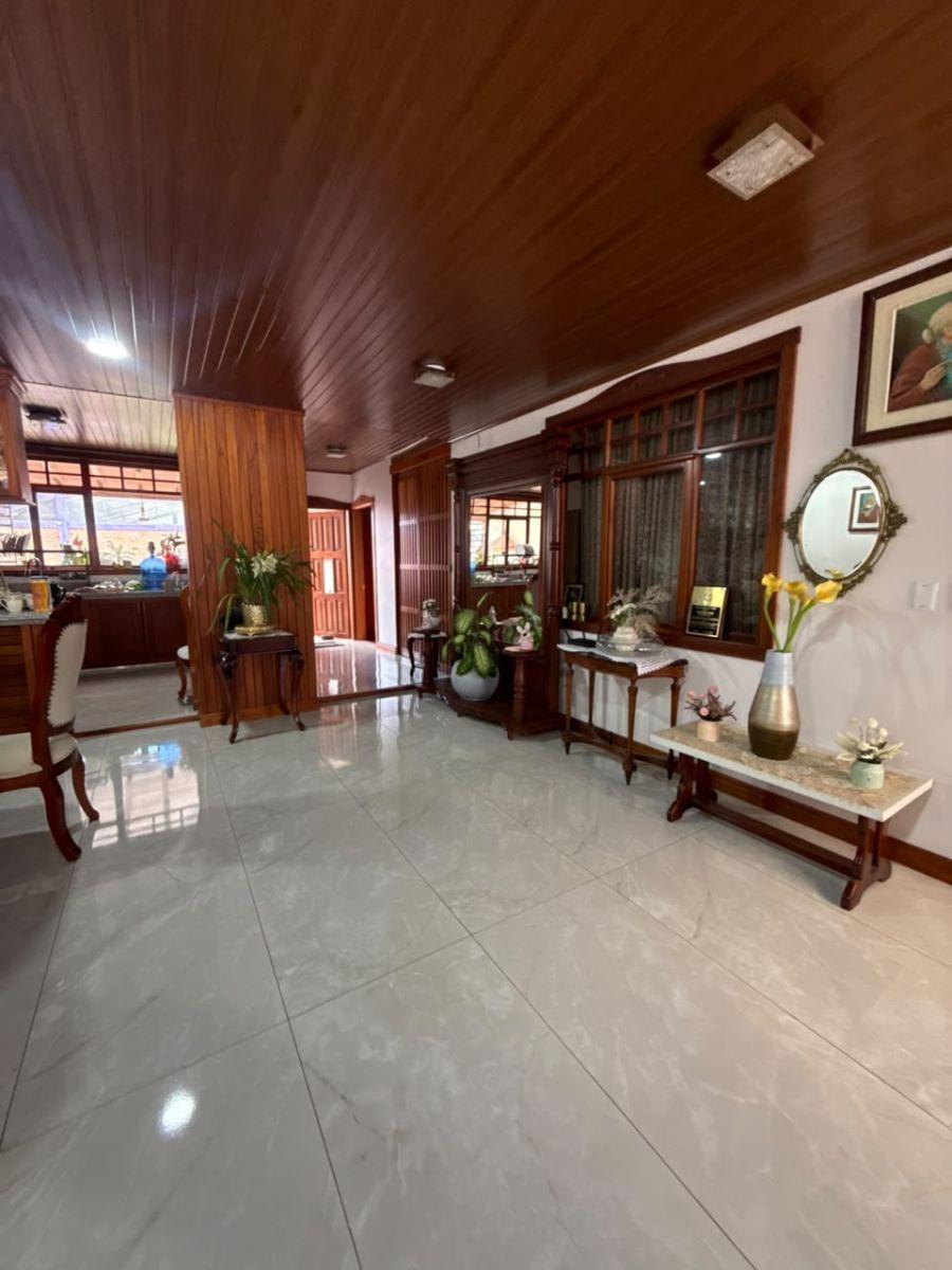Tu Próxima Inversión en El Corazón de Gualaceo, Azuay — imagen 5