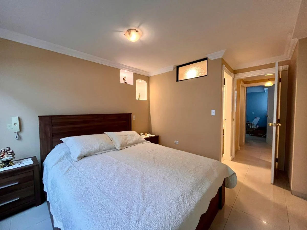 En Venta Departamento Sector Solca — imagen 5