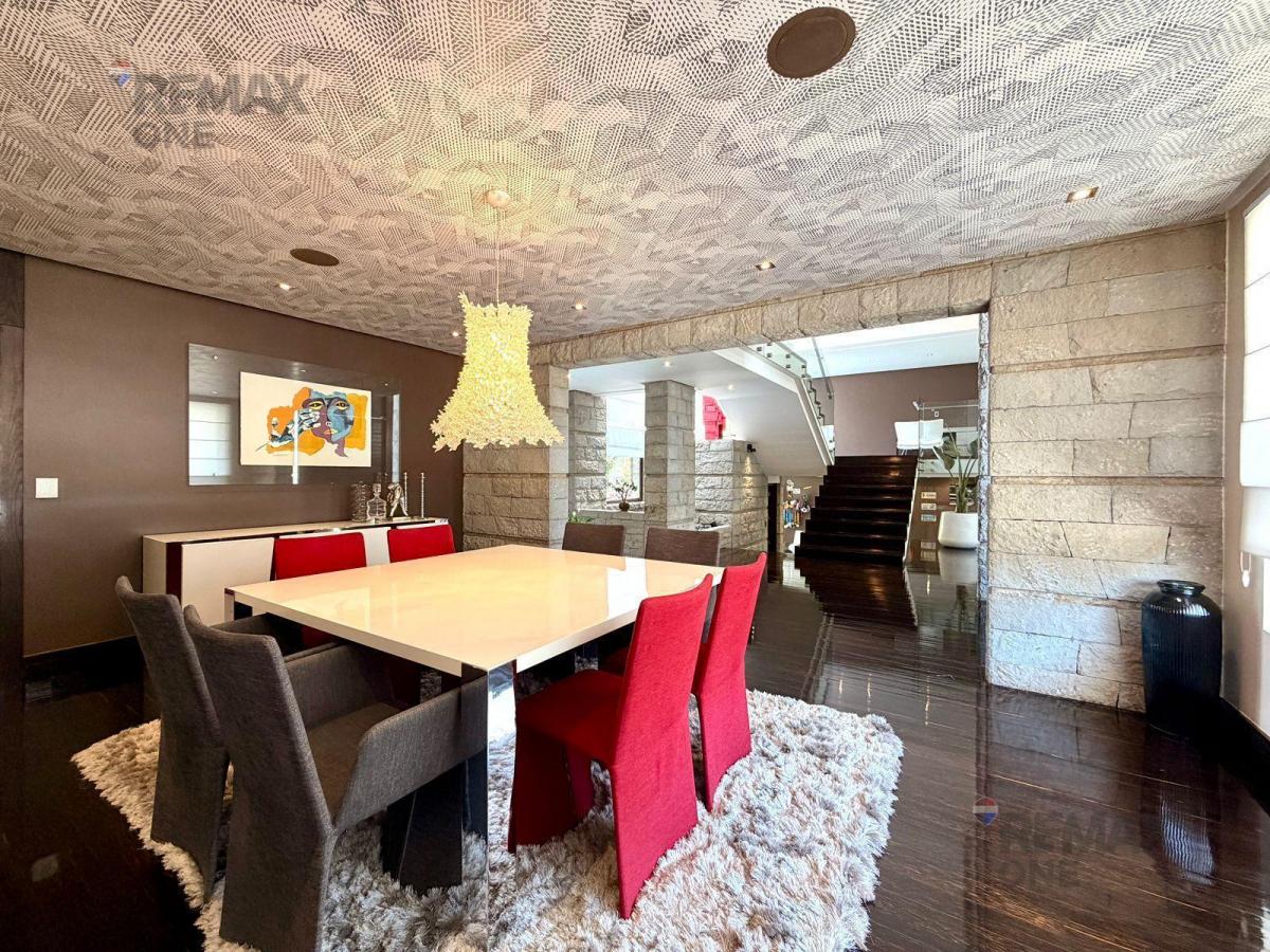 En Venta Casa de Lujo en Urbanización Privada Cuenca, Azuay — imagen 6