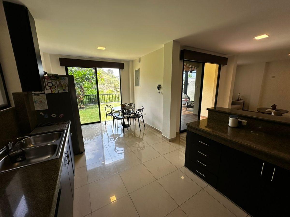 Casa en Venta en Bosques de La Costa | 3 Dorm., Patio y Hermosa Vista, Guayas — imagen 6