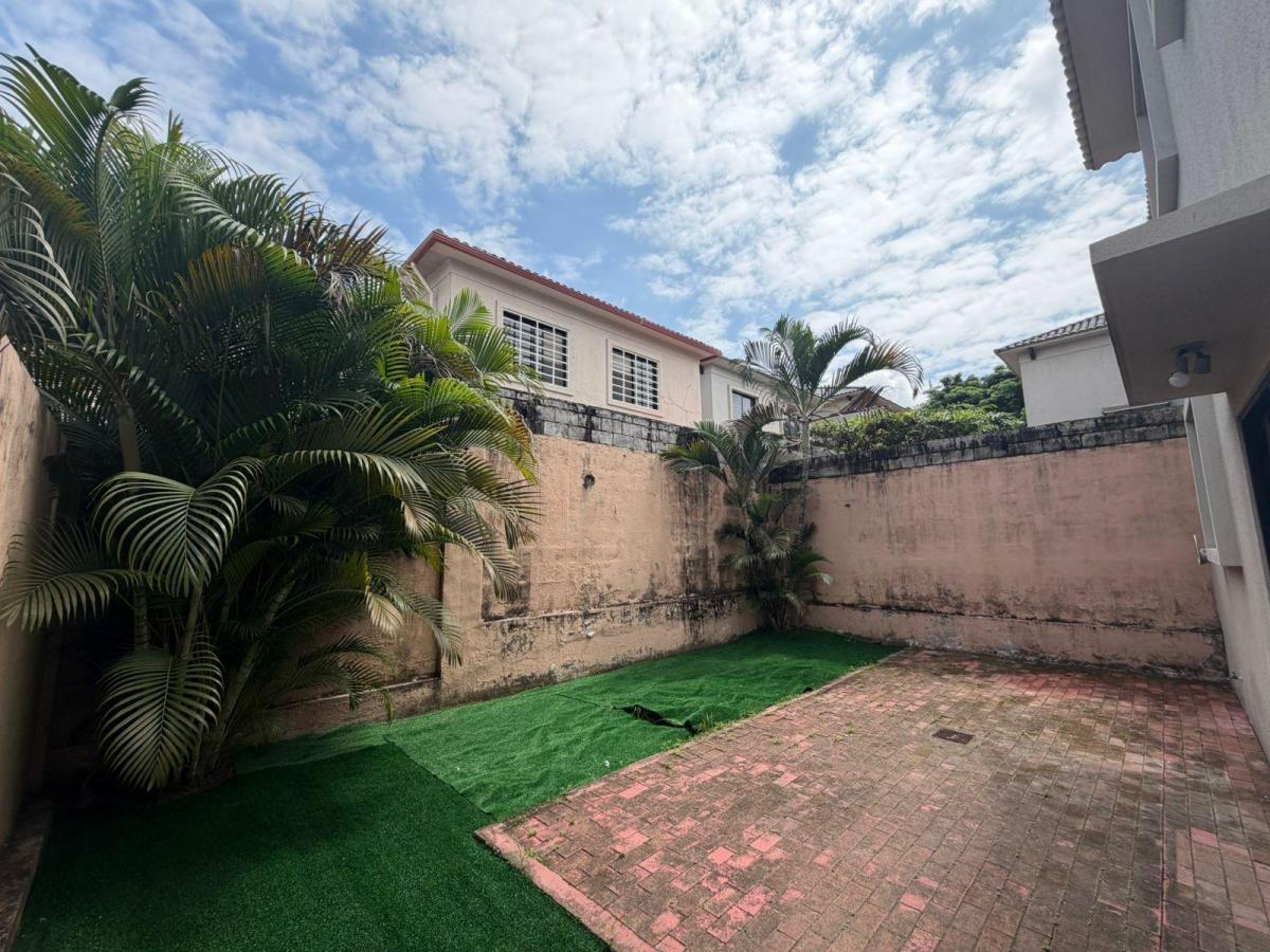 Propiedad en Vía a La Costa Bosques de La Costa - Senderos, Guayas — imagen 4