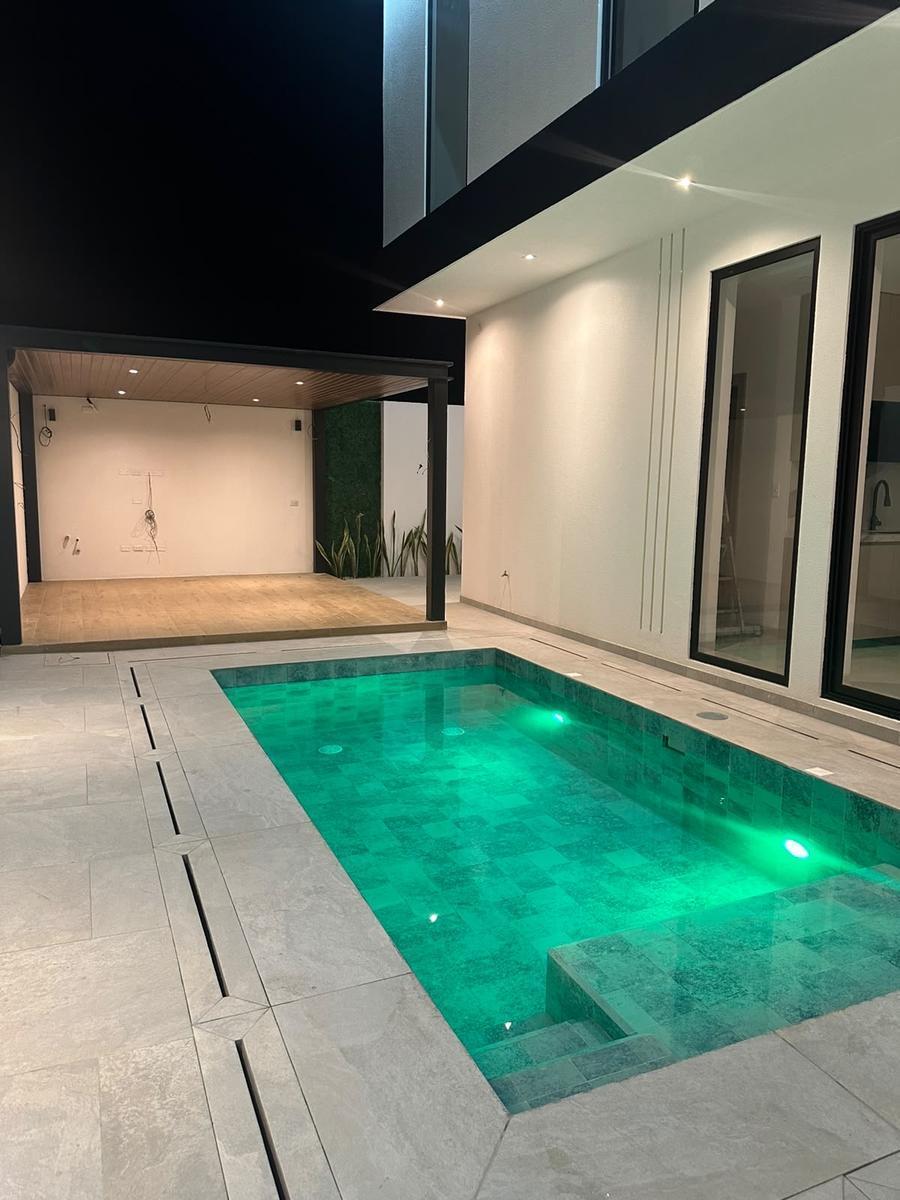 Venta de Casa en Ciudad Celeste con Pergola y Piscina Ad, Guayas — imagen 8
