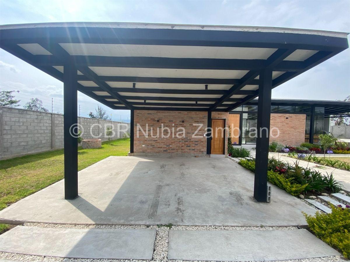Casa Moderna Independiente con Terreno, 5 Dorm., Areas Verdes Amplias, Luz Natural — imagen 6