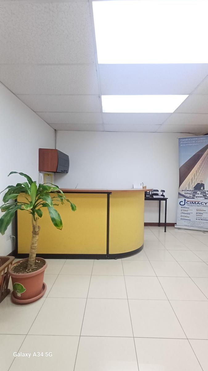 Renta o Venta Oficina en 128 m², 2 Baños, Garaje _ La Carolina, Calle Alpahalla — imagen 6