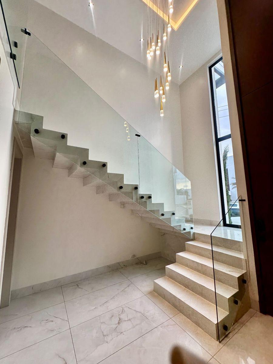 Linda Casa Moderna en Venta en Km 2.5 Sector Uess!, Guayas — imagen 7