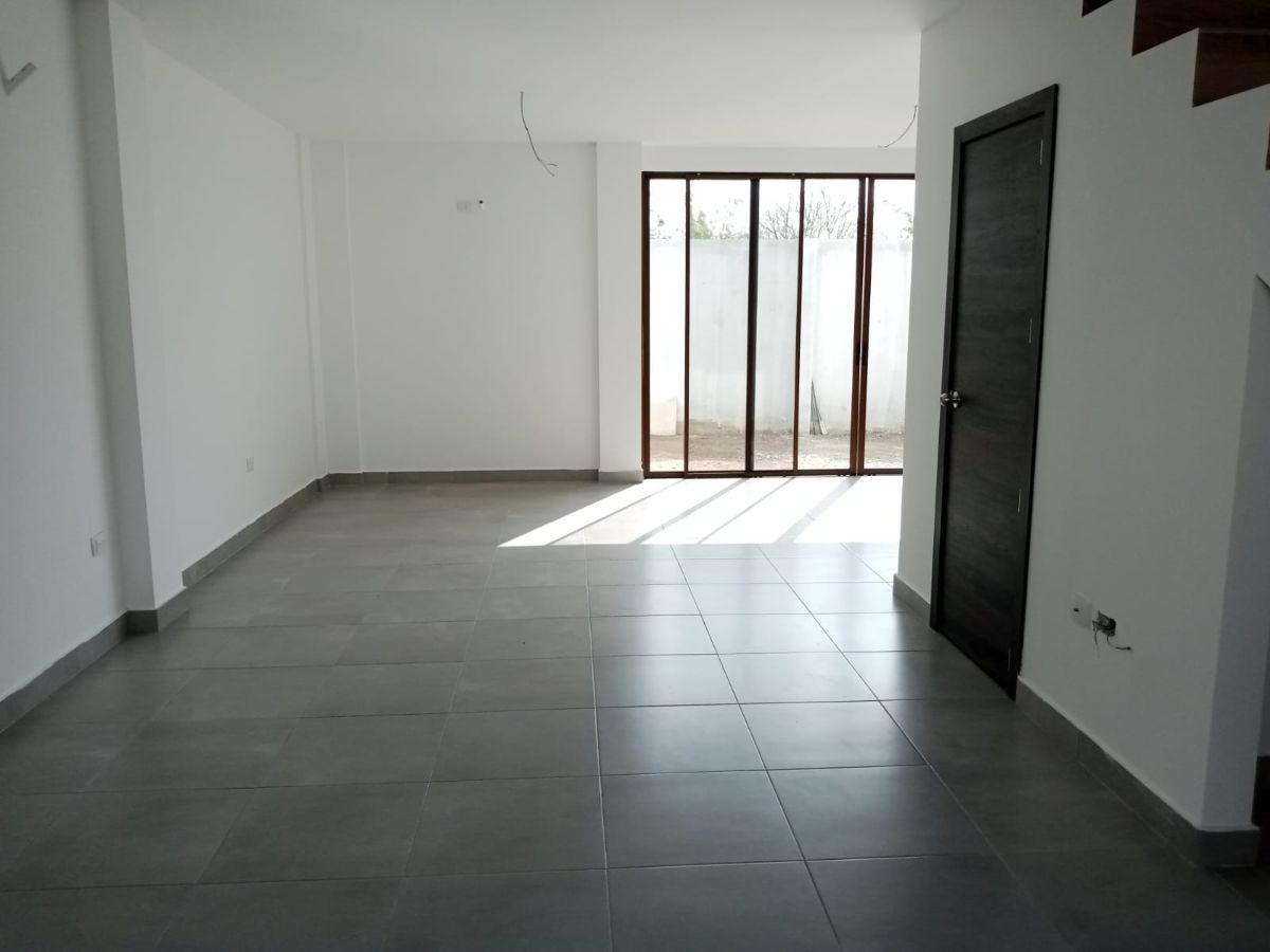 Casa en Venta de 170 m en Via a La Costa, Km 20.5 Cuatro Dorm., Guayas — imagen 7