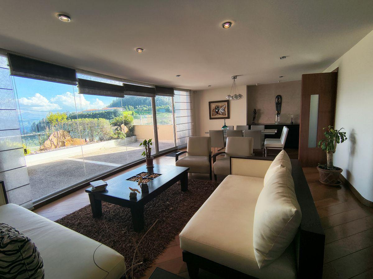 Exclusivo Dúplex de Lujo 370 m² en Venta | Monteserrín - Vista a Cumbayá — imagen 10