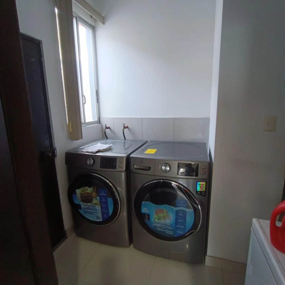 Venta o Alquiler en Urb. Laguna del Sol Km 8 Samborondón, Guayas — imagen 3