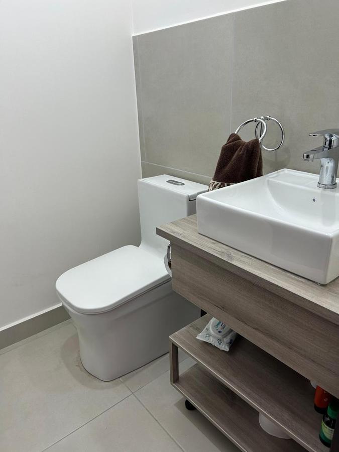 Vendo Casa en Conjunto en Puembo — imagen 8