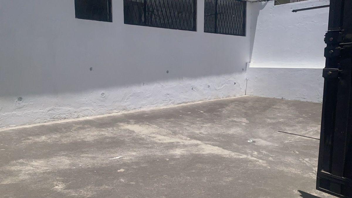 Vendo Casa de 400 m², Carcelen, Ideal Para Taller de Confección, Todo Tipo de Negocio o Vivienda — imagen 9