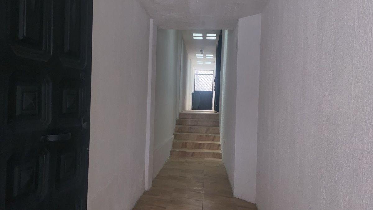 Vendo Casa de 400 m², Carcelen, Ideal Para Taller de Confección, Todo Tipo de Negocio o Vivienda — imagen 8