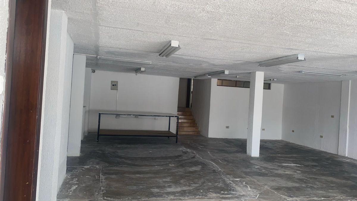 Vendo Casa de 400 m², Carcelen, Ideal Para Taller de Confección, Todo Tipo de Negocio o Vivienda — imagen 4