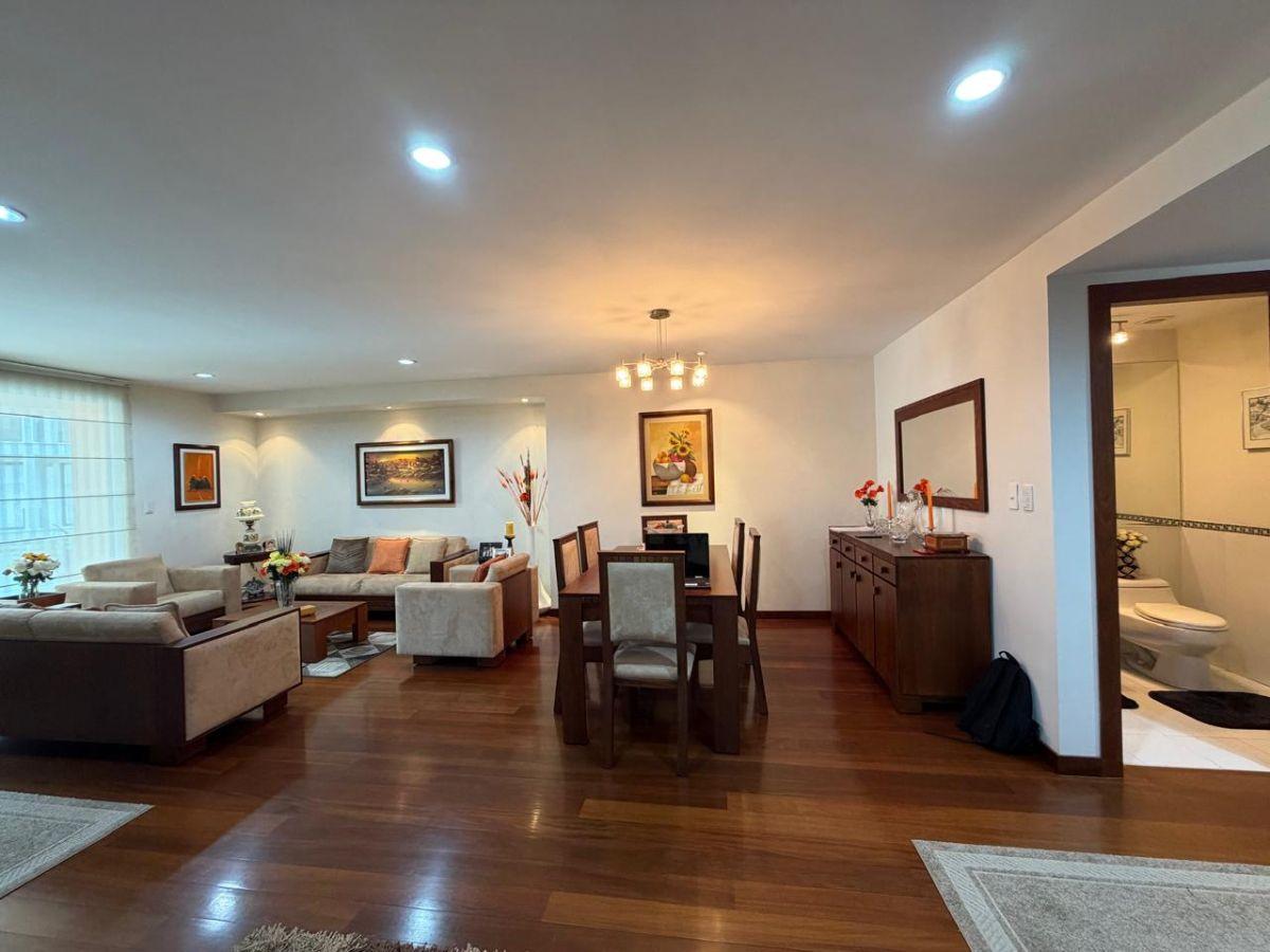 Departamento de 161 m² con 3 Recámaras en Venta, La Carolina — imagen 7