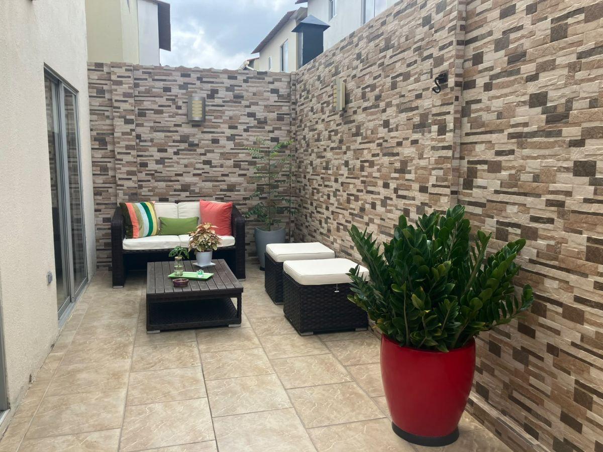 Casa Moderna, Via Casalaguna en Holliwood Park, Sambocity, Guayas — imagen 7