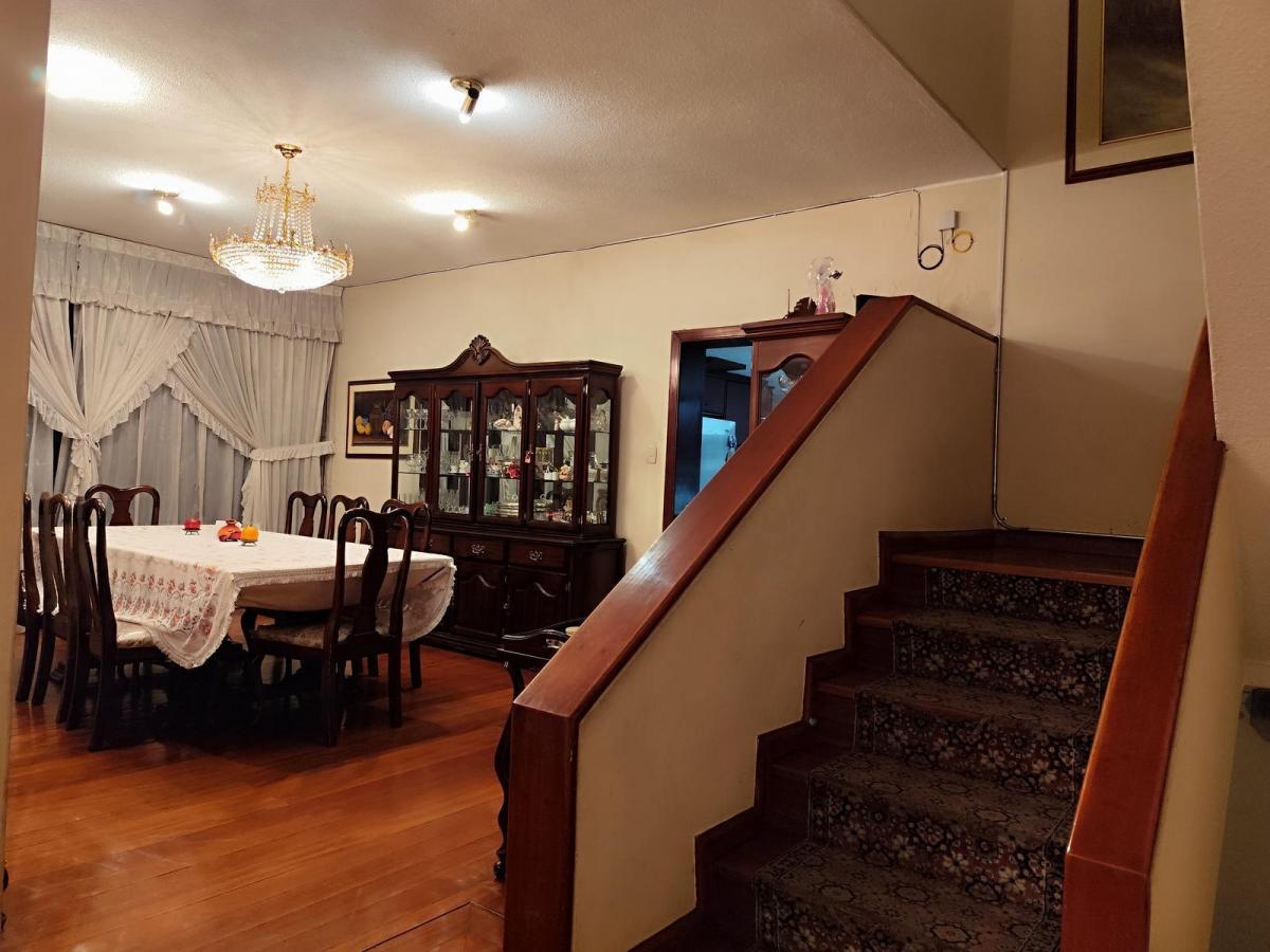 Casa Independiente de Venta, con 7 Dorm., Calle Cerrada con Seguridad — imagen 7