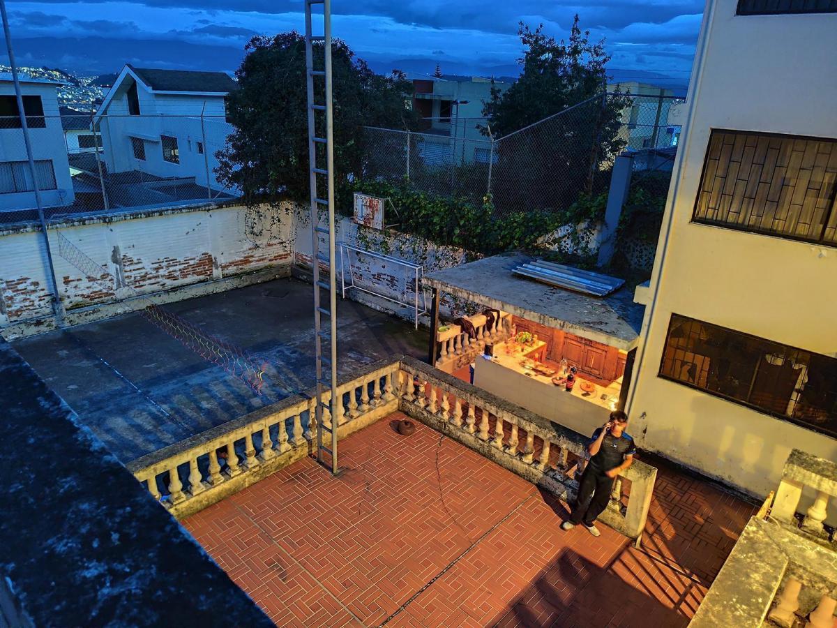 Casa Independiente de Venta, con 7 Dorm., Calle Cerrada con Seguridad — imagen 6