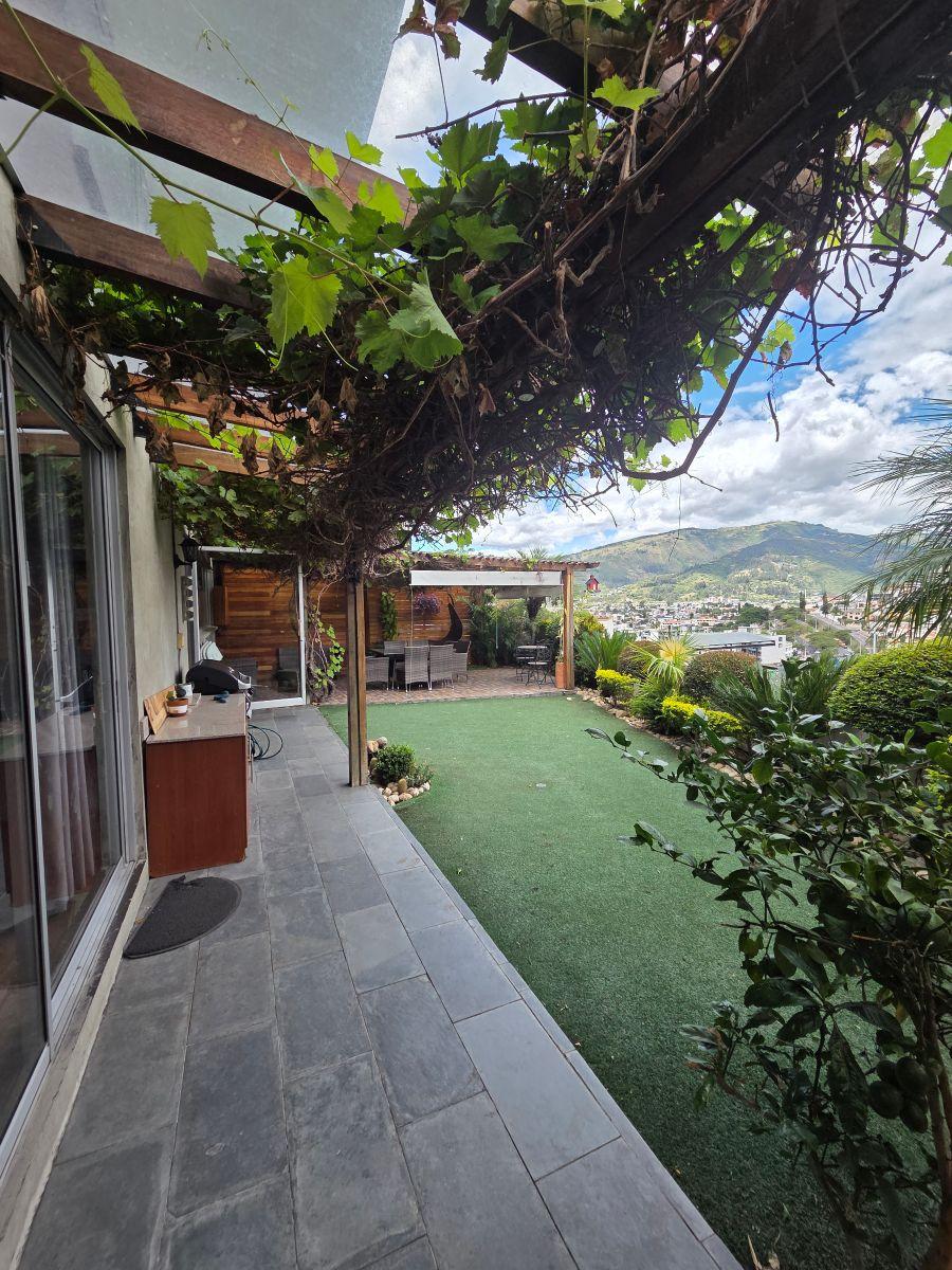 Casa en Venta en Cumbayá | 260 m² | 3 Dorm. | 2 Parqueaderos | Seguridad 24/7 | $250.000 — imagen 10