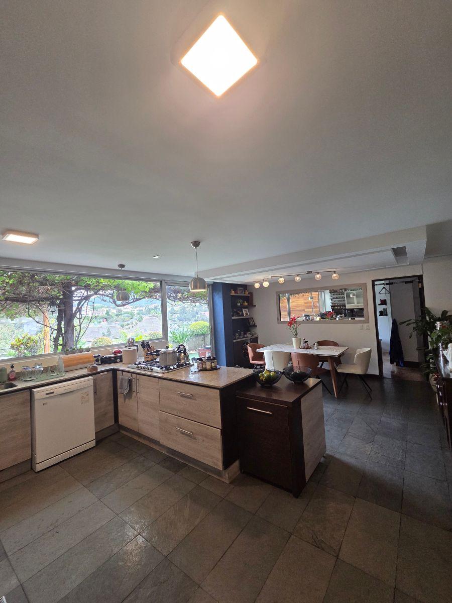Casa en Venta en Cumbayá | 260 m² | 3 Dorm. | 2 Parqueaderos | Seguridad 24/7 | $250.000 — imagen 8