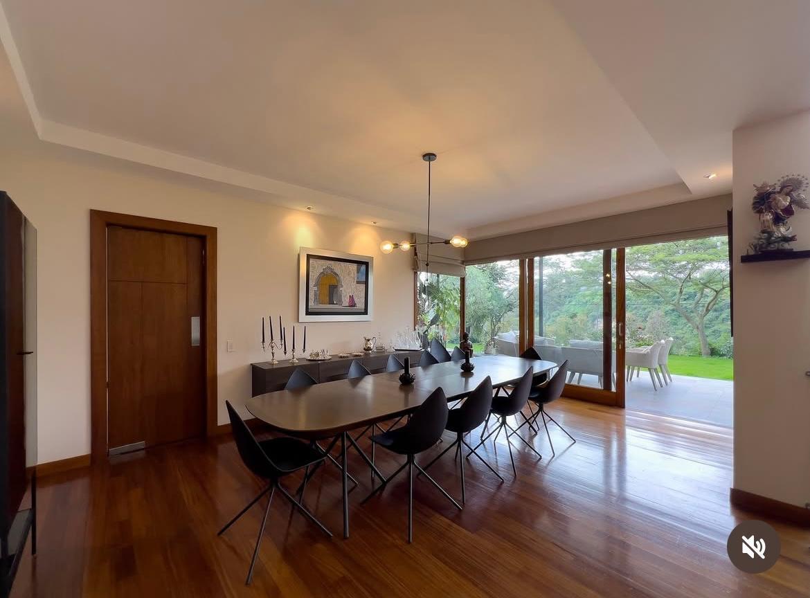 Vendo Hermosa Casa Urb Rancho San Francisco - Miravalle - Cumbaya — imagen 9