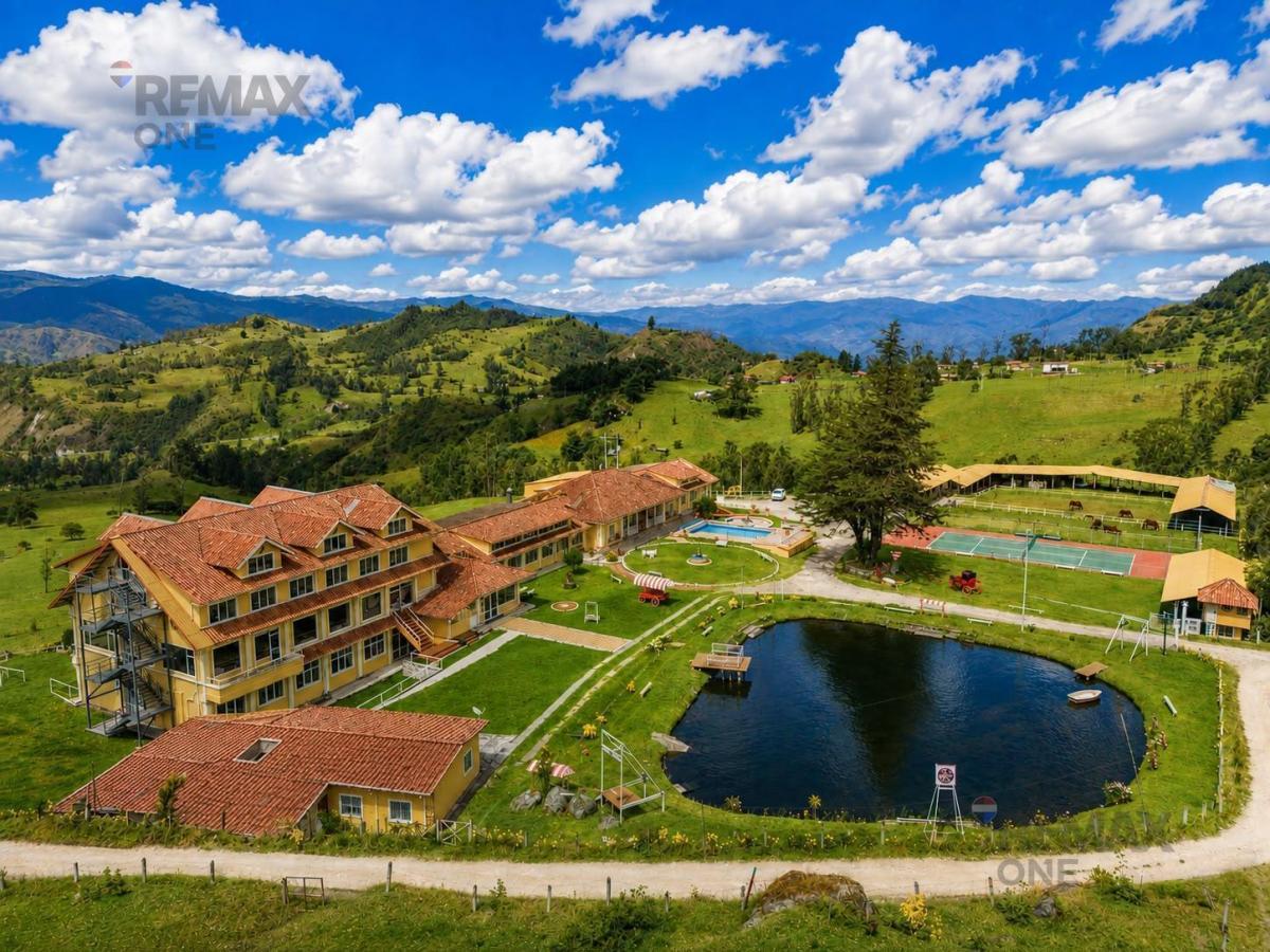 En Venta Hosteria Lago de Cristal en San Fernando Girón Azuay, Azuay — imagen 10