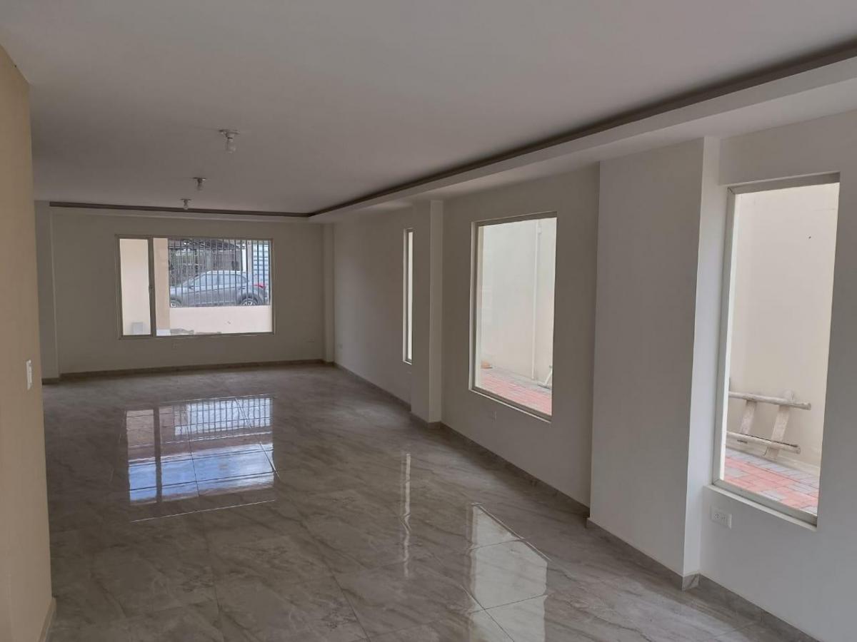 Casa con 4 Habitaciones en Venta en Norte de Riobamba, Chimborazo — imagen 9