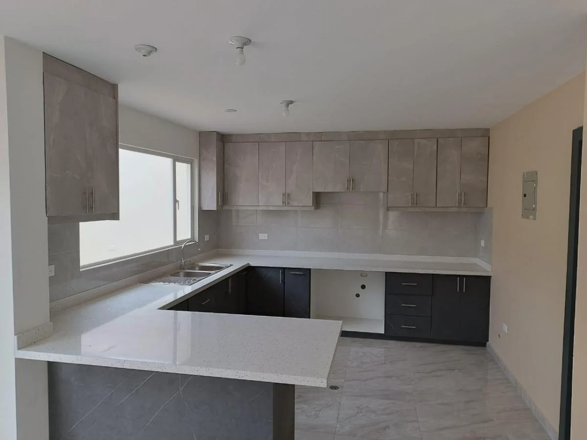 Casa con 4 Habitaciones en Venta en Norte de Riobamba, Chimborazo — imagen 5