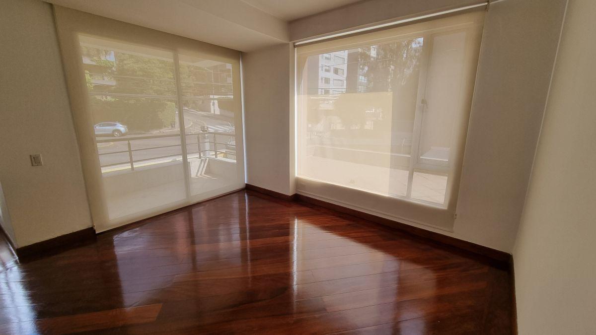 Departamento en Venta 2 Habitaciones Sector González Suárez — imagen 9
