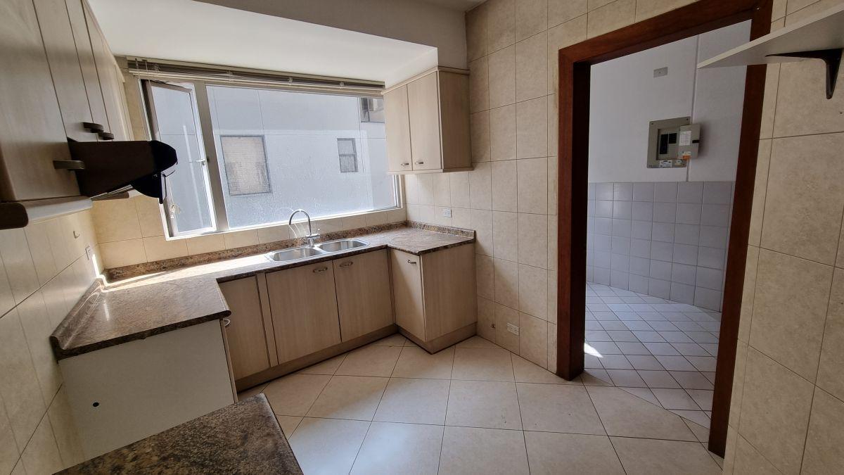 Departamento en Venta 2 Habitaciones Sector González Suárez — imagen 8