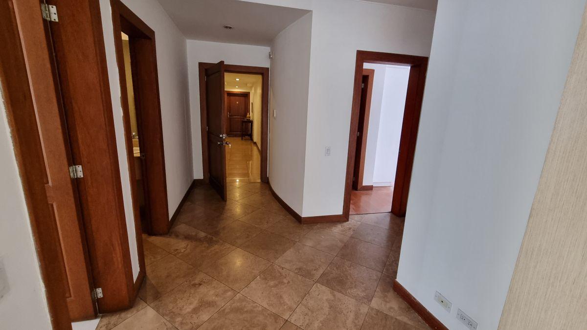 Departamento en Venta 2 Habitaciones Sector González Suárez — imagen 5