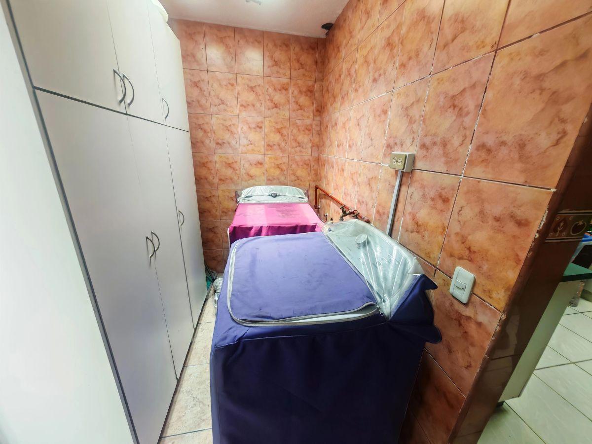 Venta de Casa de 3 Pisos con Patio Amplio de 75 m² y 117 m² Habitables en El Norte de Quito, Sector — imagen 6