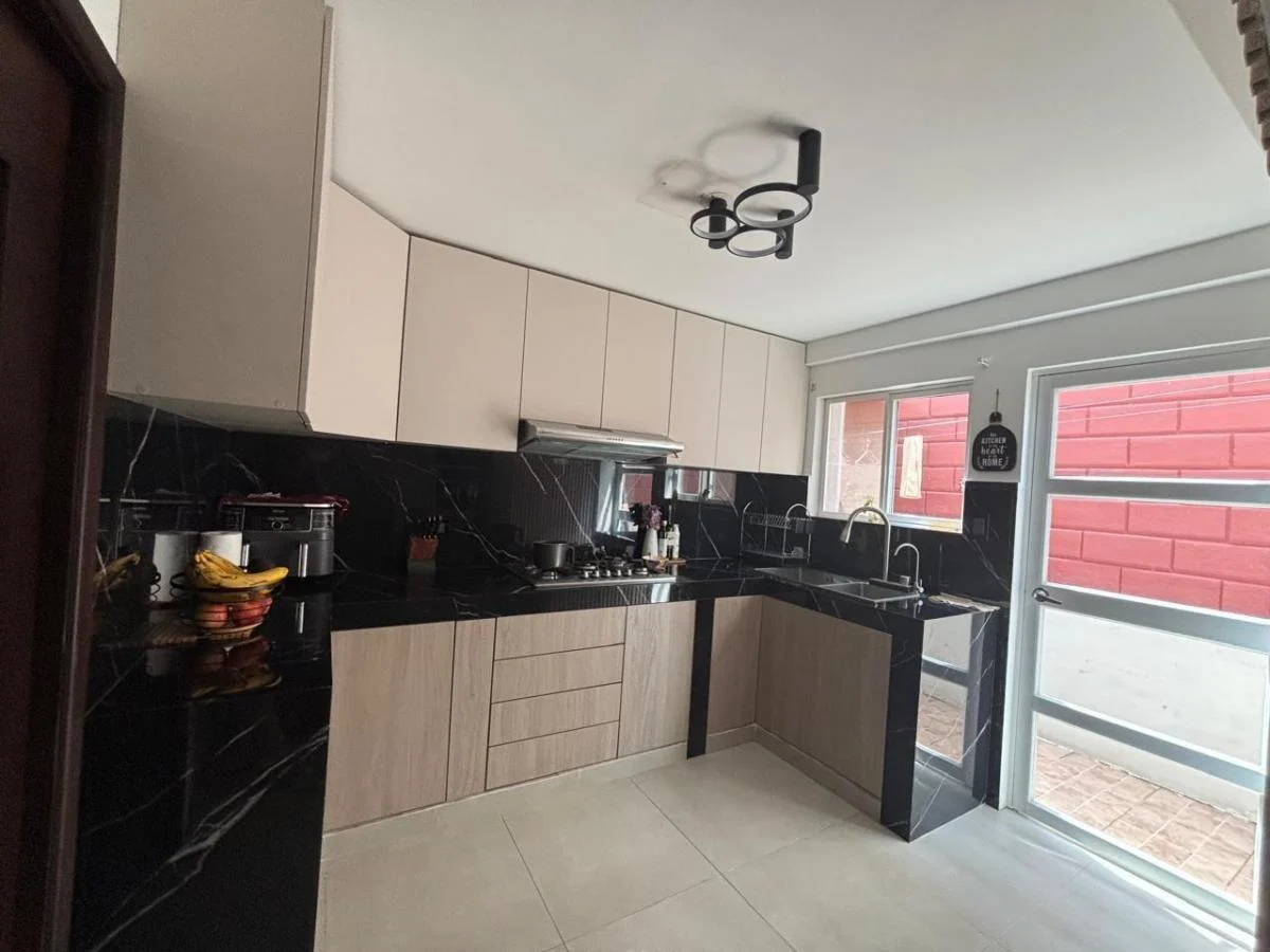 Venta Casa Urbanización Los Girasoles, Sector Ceibos, Guayas — imagen 6