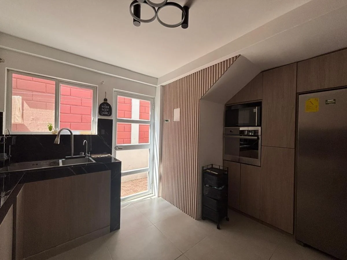 Venta Casa Urbanización Los Girasoles, Sector Ceibos, Guayas — imagen 5